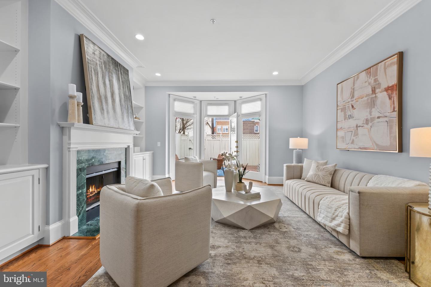 116 N COLUMBUS ST, ALEXANDRIA, Virginia 22314, 3 Bedrooms Bedrooms, ,3 BathroomsBathrooms,Residential,For sale,116 N COLUMBUS ST,VAAX2053510 MLS # VAAX2053510