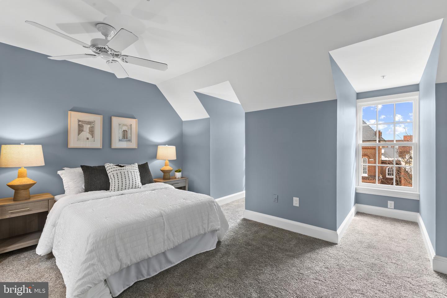 116 N COLUMBUS ST, ALEXANDRIA, Virginia 22314, 3 Bedrooms Bedrooms, ,3 BathroomsBathrooms,Residential,For sale,116 N COLUMBUS ST,VAAX2053510 MLS # VAAX2053510