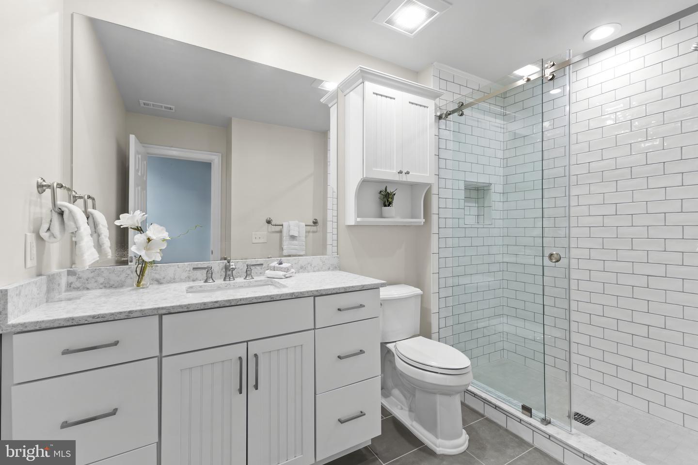 116 N COLUMBUS ST, ALEXANDRIA, Virginia 22314, 3 Bedrooms Bedrooms, ,3 BathroomsBathrooms,Residential,For sale,116 N COLUMBUS ST,VAAX2053510 MLS # VAAX2053510