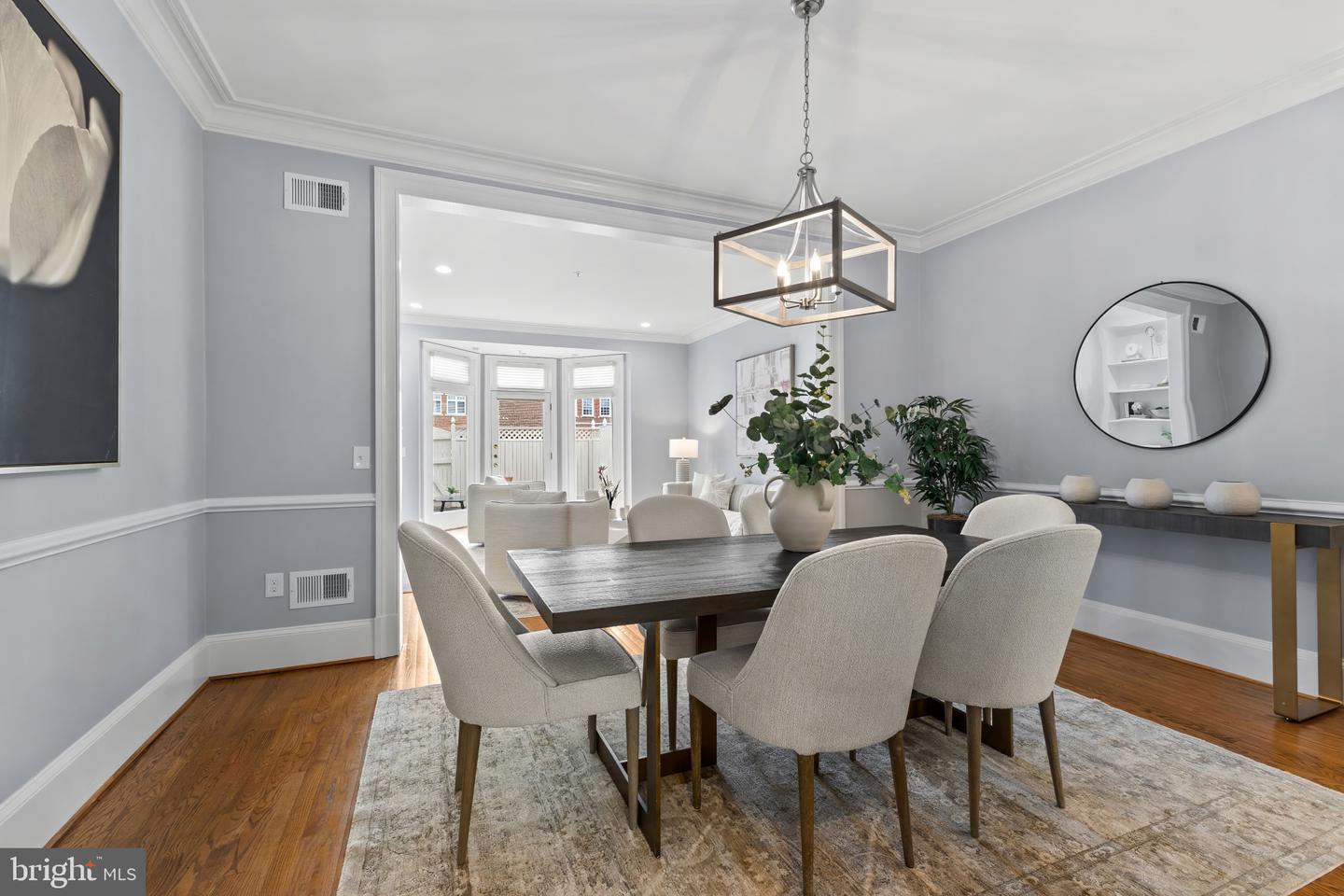 116 N COLUMBUS ST, ALEXANDRIA, Virginia 22314, 3 Bedrooms Bedrooms, ,3 BathroomsBathrooms,Residential,For sale,116 N COLUMBUS ST,VAAX2053510 MLS # VAAX2053510