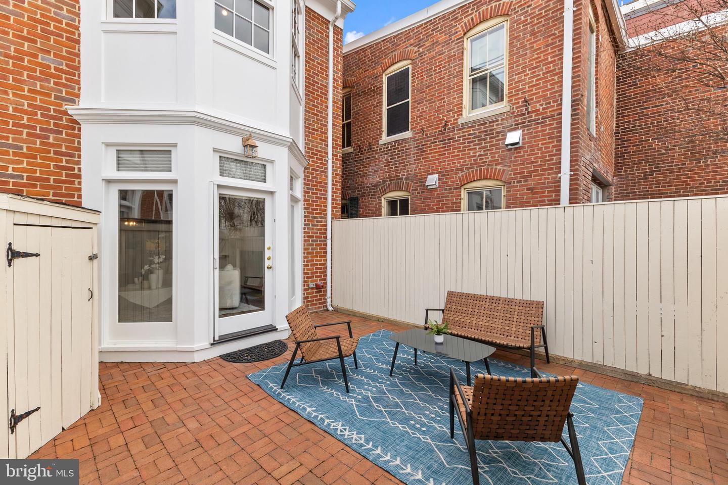 116 N COLUMBUS ST, ALEXANDRIA, Virginia 22314, 3 Bedrooms Bedrooms, ,3 BathroomsBathrooms,Residential,For sale,116 N COLUMBUS ST,VAAX2053510 MLS # VAAX2053510