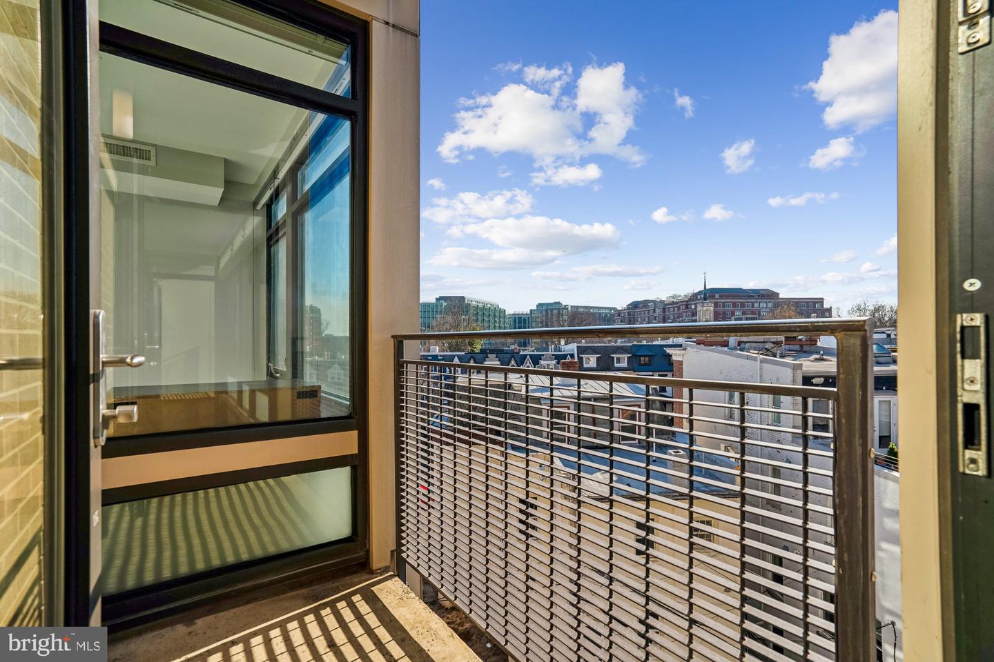 2818 CONNECTICUT AVE NW #502, WASHINGTON, District Of Columbia 20008, 2 Bedrooms Bedrooms, ,2 BathroomsBathrooms,Residential,For sale,2818 CONNECTICUT AVE NW #502,DCDC2244514 MLS # DCDC2244514 2818 CONNECTICUT AVE NW #502, WASHINGTON, District Of Columbia 20008, 2 Bedrooms Bedrooms, ,2 BathroomsBathrooms,Residential,For sale,2818 CONNECTICUT AVE NW #502,DCDC2244514 MLS # DCDC2244514