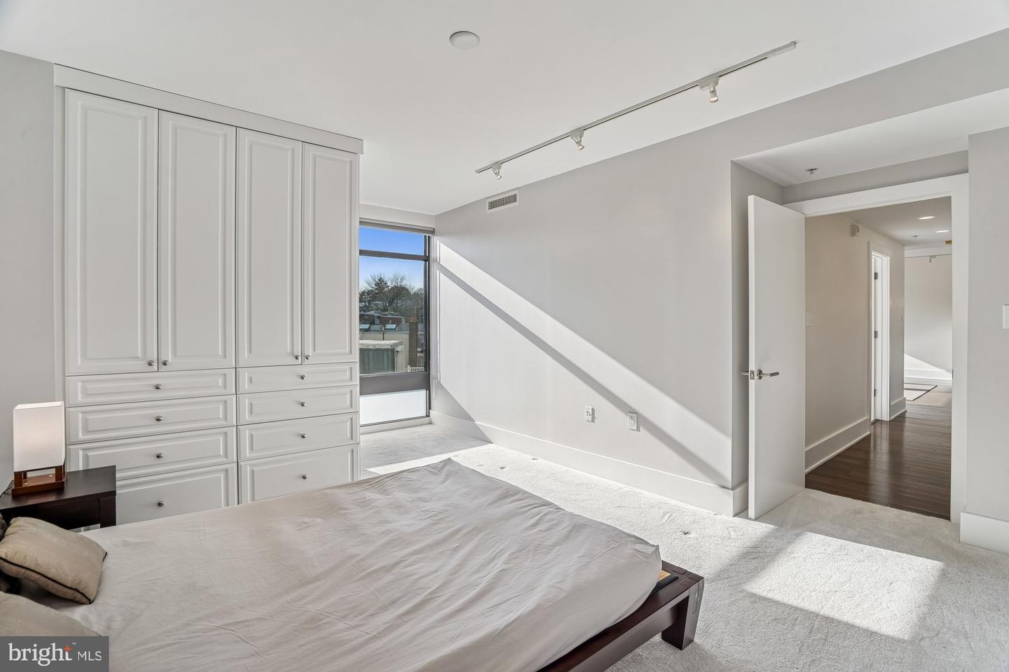 2818 CONNECTICUT AVE NW #502, WASHINGTON, District Of Columbia 20008, 2 Bedrooms Bedrooms, ,2 BathroomsBathrooms,Residential,For sale,2818 CONNECTICUT AVE NW #502,DCDC2244514 MLS # DCDC2244514 2818 CONNECTICUT AVE NW #502, WASHINGTON, District Of Columbia 20008, 2 Bedrooms Bedrooms, ,2 BathroomsBathrooms,Residential,For sale,2818 CONNECTICUT AVE NW #502,DCDC2244514 MLS # DCDC2244514