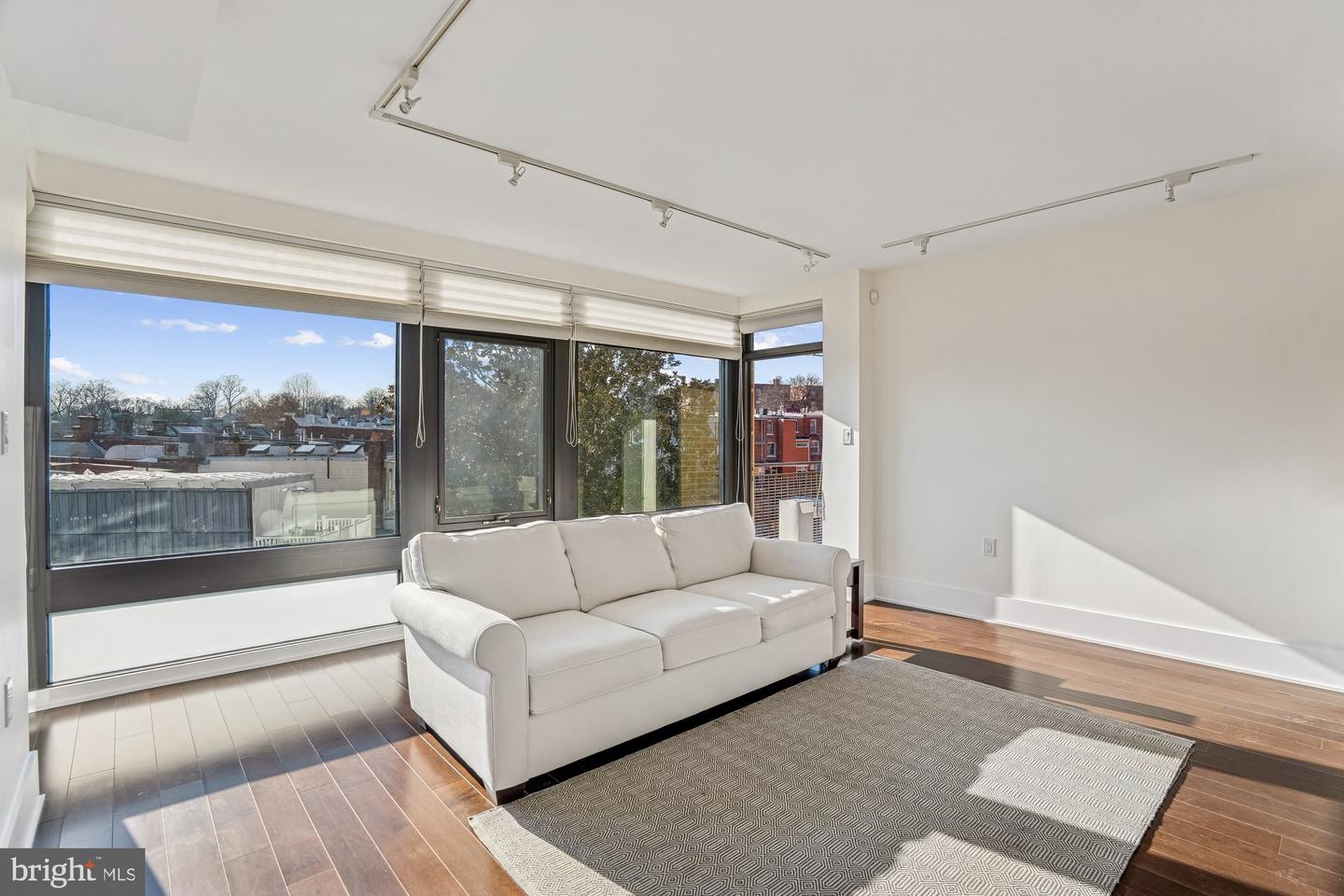 2818 CONNECTICUT AVE NW #502, WASHINGTON, District Of Columbia 20008, 2 Bedrooms Bedrooms, ,2 BathroomsBathrooms,Residential,For sale,2818 CONNECTICUT AVE NW #502,DCDC2244514 MLS # DCDC2244514 2818 CONNECTICUT AVE NW #502, WASHINGTON, District Of Columbia 20008, 2 Bedrooms Bedrooms, ,2 BathroomsBathrooms,Residential,For sale,2818 CONNECTICUT AVE NW #502,DCDC2244514 MLS # DCDC2244514