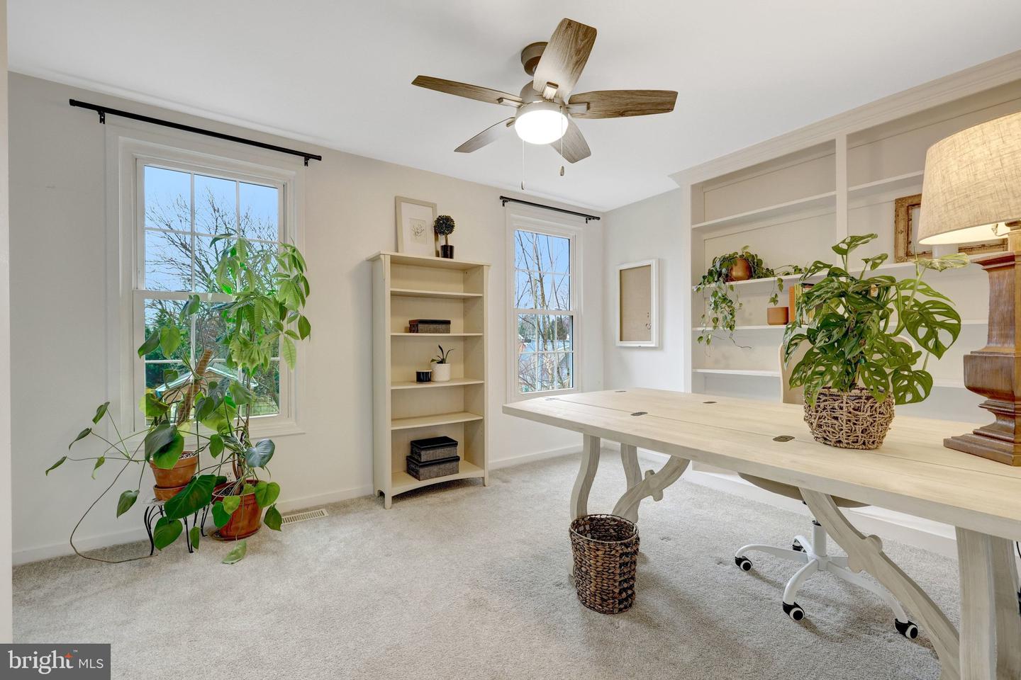 406 BLUE RIDGE AVE NE, LEESBURG, Virginia 20176, 4 Bedrooms Bedrooms, ,3 BathroomsBathrooms,Residential,For sale,406 BLUE RIDGE AVE NE,VALO2115754 MLS # VALO2115754