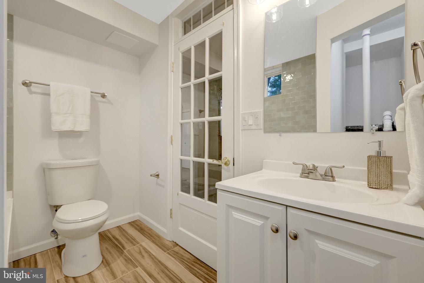 406 BLUE RIDGE AVE NE, LEESBURG, Virginia 20176, 4 Bedrooms Bedrooms, ,3 BathroomsBathrooms,Residential,For sale,406 BLUE RIDGE AVE NE,VALO2115754 MLS # VALO2115754