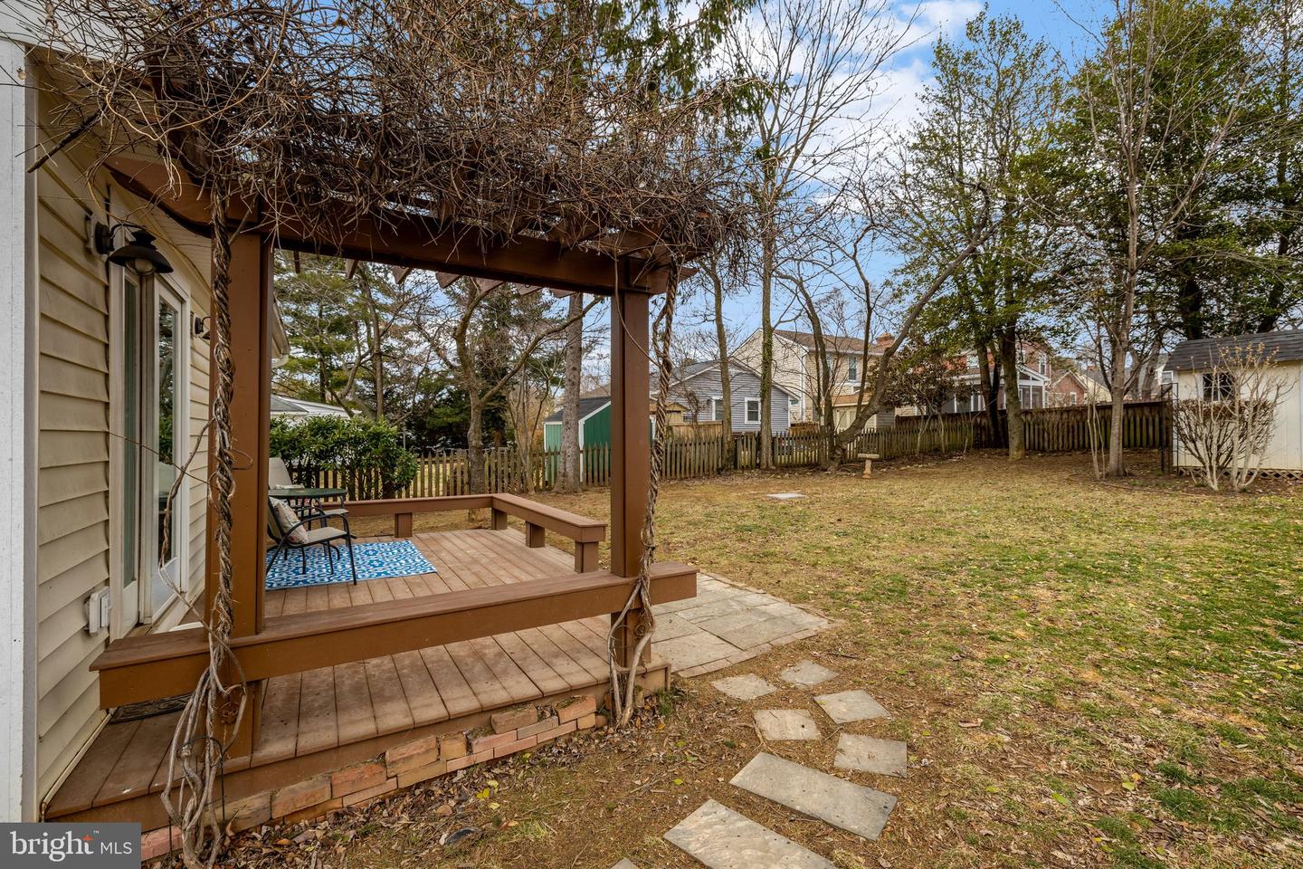 406 BLUE RIDGE AVE NE, LEESBURG, Virginia 20176, 4 Bedrooms Bedrooms, ,3 BathroomsBathrooms,Residential,For sale,406 BLUE RIDGE AVE NE,VALO2115754 MLS # VALO2115754