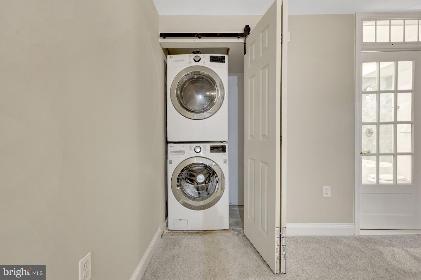 406 BLUE RIDGE AVE NE, LEESBURG, Virginia 20176, 4 Bedrooms Bedrooms, ,3 BathroomsBathrooms,Residential,For sale,406 BLUE RIDGE AVE NE,VALO2115754 MLS # VALO2115754