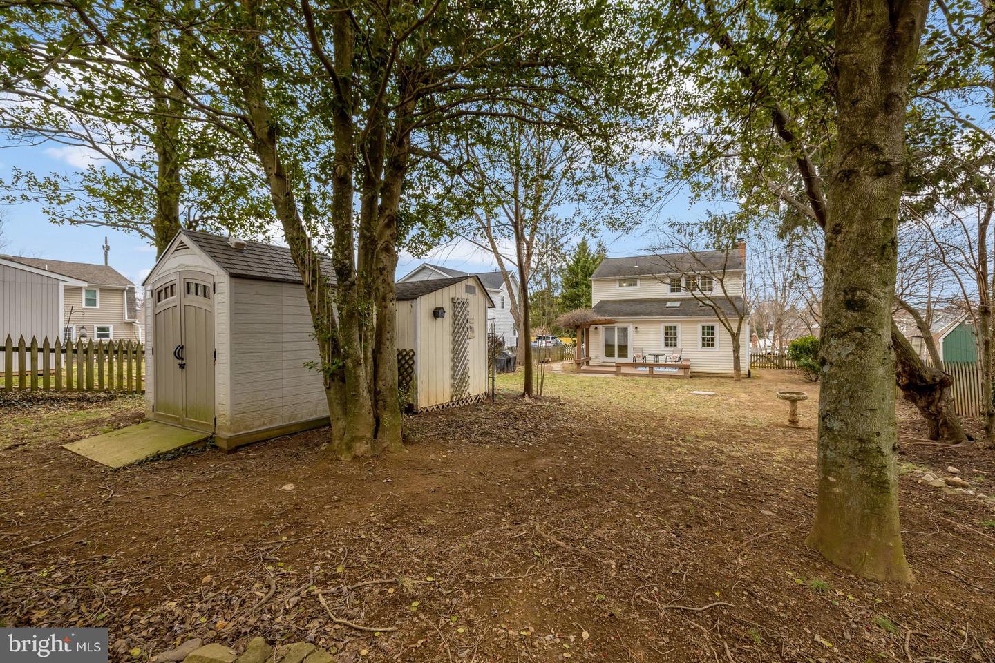 406 BLUE RIDGE AVE NE, LEESBURG, Virginia 20176, 4 Bedrooms Bedrooms, ,3 BathroomsBathrooms,Residential,For sale,406 BLUE RIDGE AVE NE,VALO2115754 MLS # VALO2115754