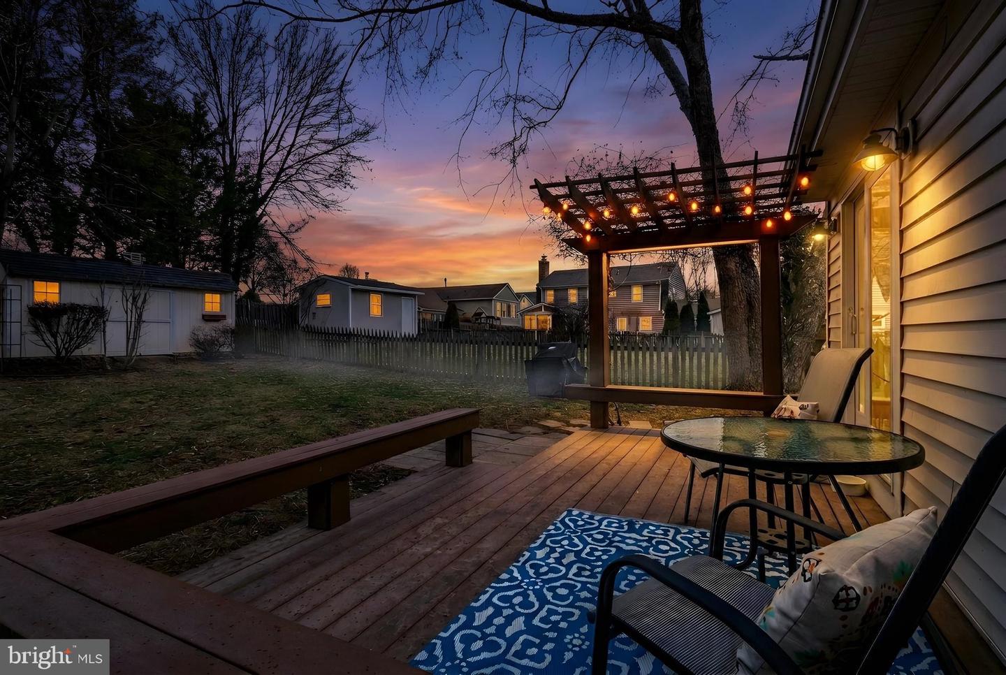 406 BLUE RIDGE AVE NE, LEESBURG, Virginia 20176, 4 Bedrooms Bedrooms, ,3 BathroomsBathrooms,Residential,For sale,406 BLUE RIDGE AVE NE,VALO2115754 MLS # VALO2115754