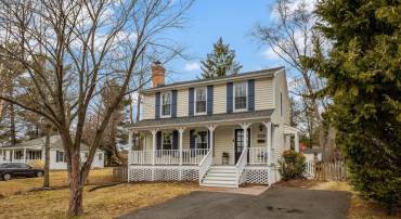 406 BLUE RIDGE AVE NE, LEESBURG, Virginia 20176, 4 Bedrooms Bedrooms, ,3 BathroomsBathrooms,Residential,For sale,406 BLUE RIDGE AVE NE,VALO2115754 MLS # VALO2115754
