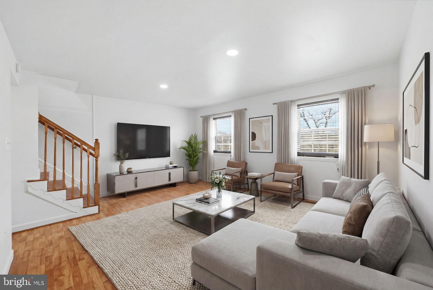 4389 ENSBROOK LN, WOODBRIDGE, Virginia 22193, 3 Bedrooms Bedrooms, ,2 BathroomsBathrooms,Residential,For sale,4389 ENSBROOK LN,VAPW2112402 MLS # VAPW2112402