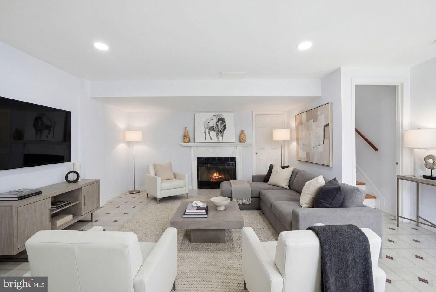 4389 ENSBROOK LN, WOODBRIDGE, Virginia 22193, 3 Bedrooms Bedrooms, ,2 BathroomsBathrooms,Residential,For sale,4389 ENSBROOK LN,VAPW2112402 MLS # VAPW2112402