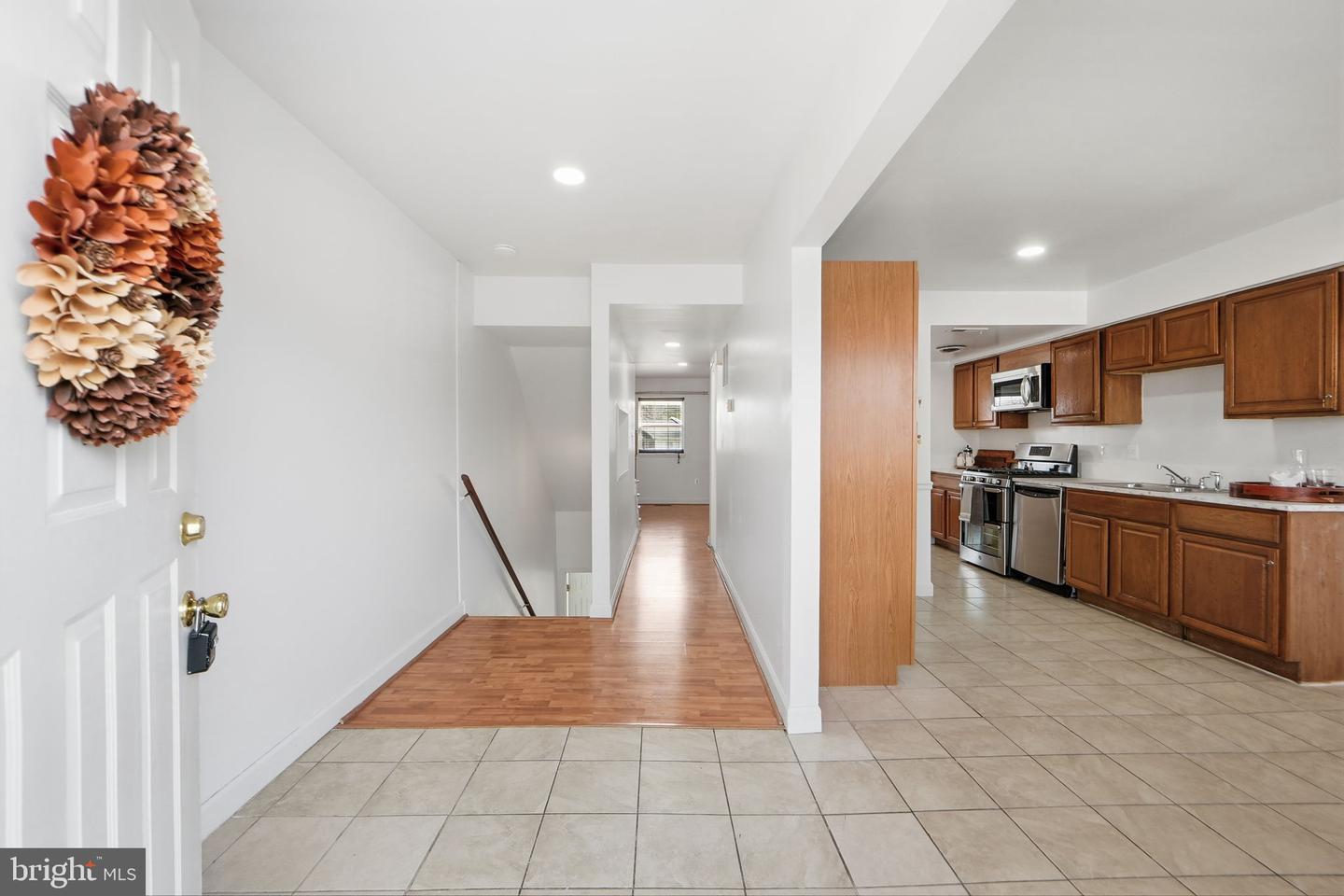 4389 ENSBROOK LN, WOODBRIDGE, Virginia 22193, 3 Bedrooms Bedrooms, ,2 BathroomsBathrooms,Residential,For sale,4389 ENSBROOK LN,VAPW2112402 MLS # VAPW2112402