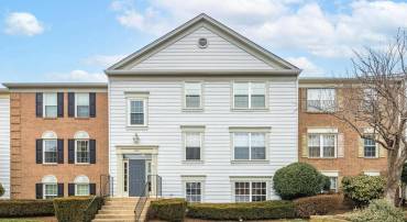 9210 CASPIAN WAY #302, MANASSAS, Virginia 20110, 2 Bedrooms Bedrooms, ,2 BathroomsBathrooms,Residential,For sale,9210 CASPIAN WAY #302,VAMN2010256 MLS # VAMN2010256