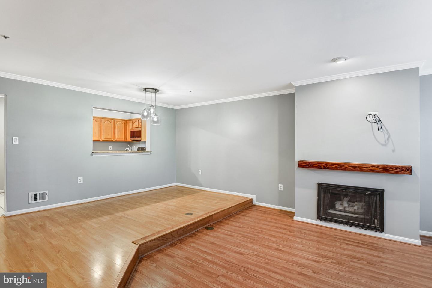 11732 ROCKAWAY LN #99, FAIRFAX, Virginia 22030, 3 Bedrooms Bedrooms, ,2 BathroomsBathrooms,Residential,For sale,11732 ROCKAWAY LN #99,VAFX2291492 MLS # VAFX2291492