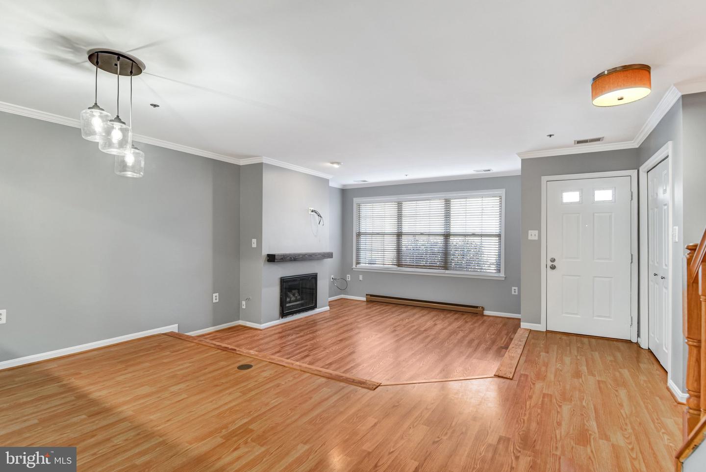 11732 ROCKAWAY LN #99, FAIRFAX, Virginia 22030, 3 Bedrooms Bedrooms, ,2 BathroomsBathrooms,Residential,For sale,11732 ROCKAWAY LN #99,VAFX2291492 MLS # VAFX2291492