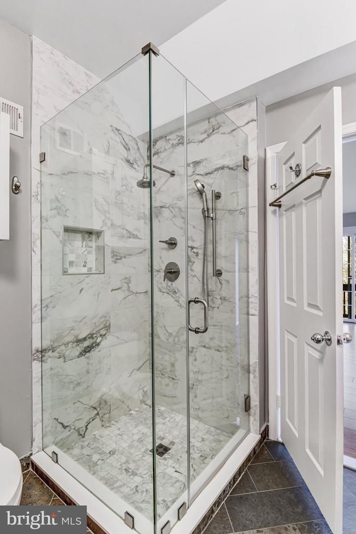 11732 ROCKAWAY LN #99, FAIRFAX, Virginia 22030, 3 Bedrooms Bedrooms, ,2 BathroomsBathrooms,Residential,For sale,11732 ROCKAWAY LN #99,VAFX2291492 MLS # VAFX2291492