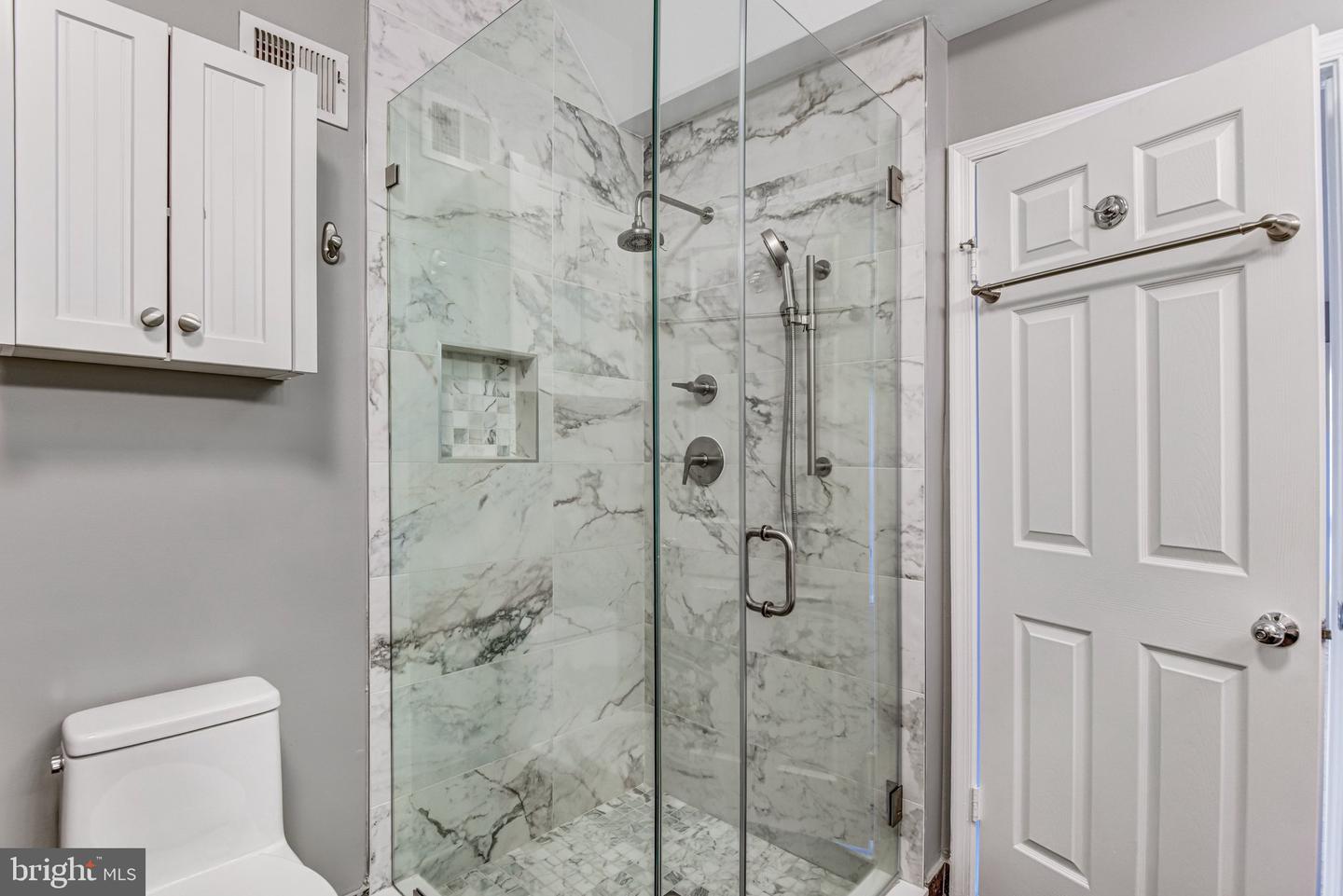 11732 ROCKAWAY LN #99, FAIRFAX, Virginia 22030, 3 Bedrooms Bedrooms, ,2 BathroomsBathrooms,Residential,For sale,11732 ROCKAWAY LN #99,VAFX2291492 MLS # VAFX2291492