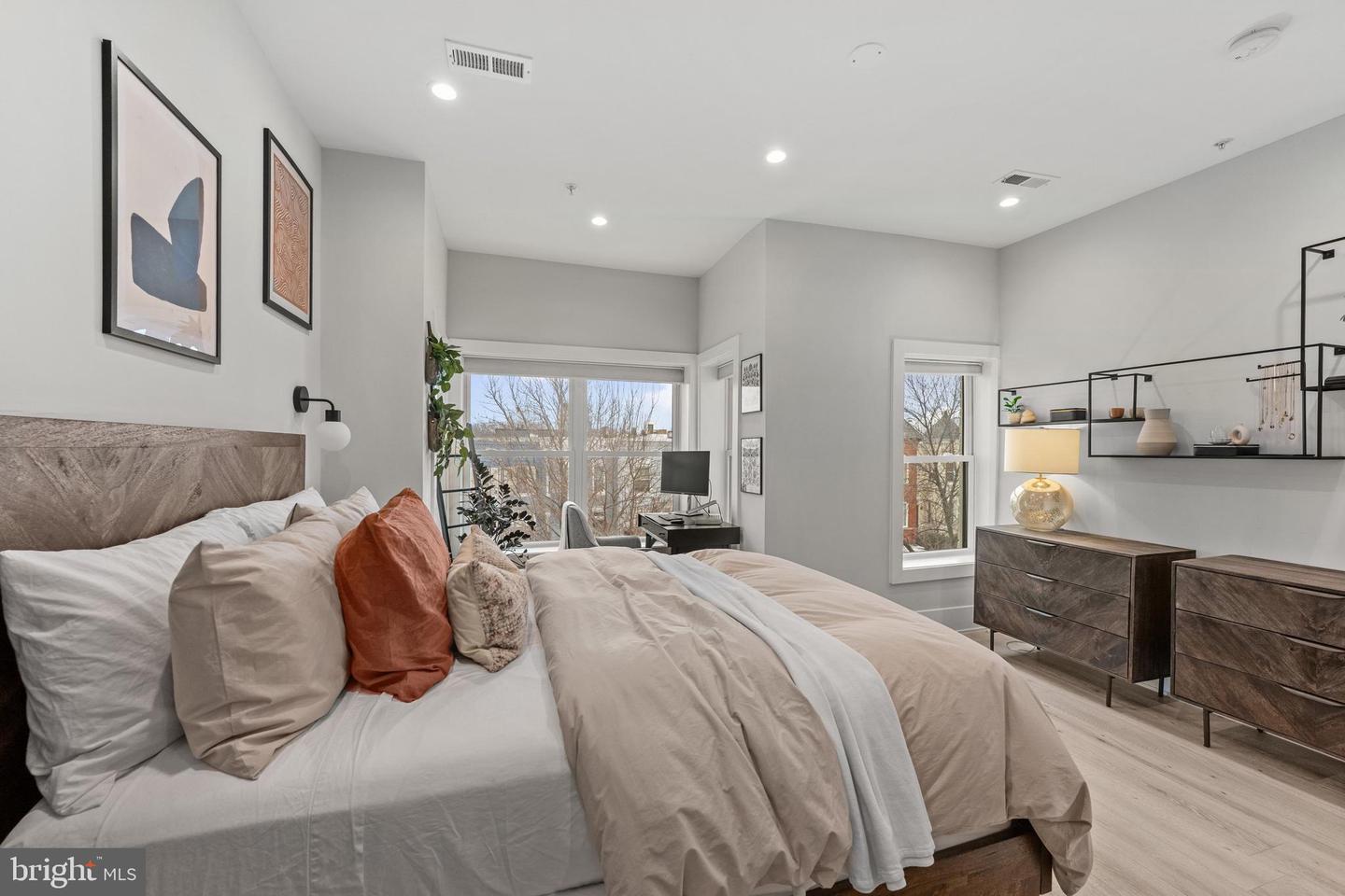 1216 I ST NE #A, WASHINGTON, District Of Columbia 20002, 4 Bedrooms Bedrooms, ,3 BathroomsBathrooms,Residential,For sale,1216 I ST NE #A,DCDC2246602 MLS # DCDC2246602