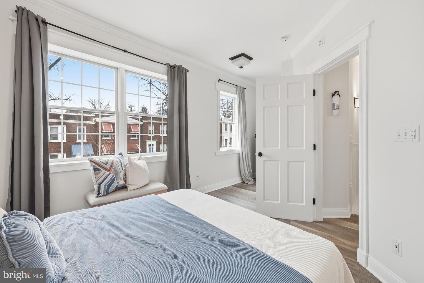 216 ASCOT PL NE, WASHINGTON, District Of Columbia 20002, 3 Bedrooms Bedrooms, ,3 BathroomsBathrooms,Residential,For sale,216 ASCOT PL NE,DCDC2246894 MLS # DCDC2246894