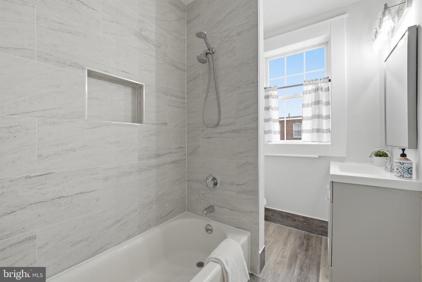 216 ASCOT PL NE, WASHINGTON, District Of Columbia 20002, 3 Bedrooms Bedrooms, ,3 BathroomsBathrooms,Residential,For sale,216 ASCOT PL NE,DCDC2246894 MLS # DCDC2246894