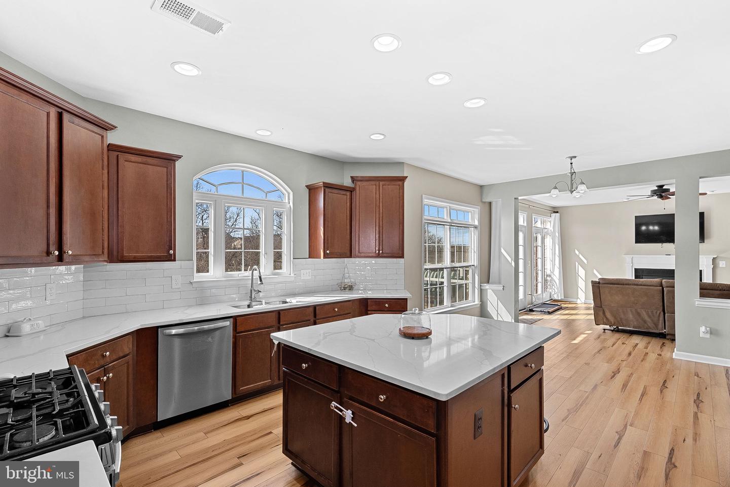 110 SETTING SUN CT, STEPHENSON, Virginia 22656, 5 Bedrooms Bedrooms, ,3 BathroomsBathrooms,Residential,For sale,110 SETTING SUN CT,VAFV2039716 MLS # VAFV2039716