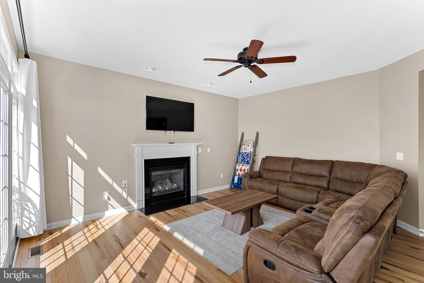 110 SETTING SUN CT, STEPHENSON, Virginia 22656, 5 Bedrooms Bedrooms, ,3 BathroomsBathrooms,Residential,For sale,110 SETTING SUN CT,VAFV2039716 MLS # VAFV2039716