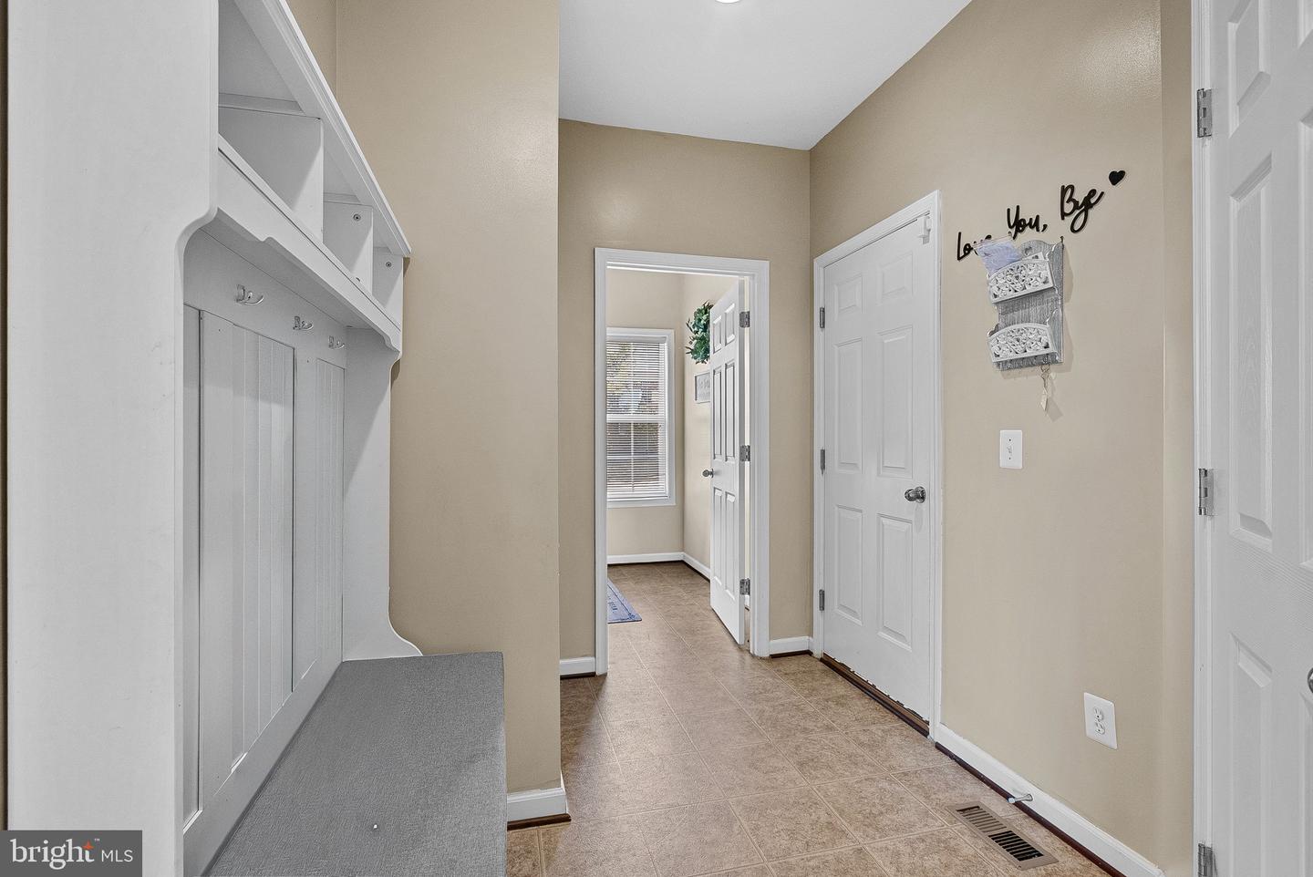 110 SETTING SUN CT, STEPHENSON, Virginia 22656, 5 Bedrooms Bedrooms, ,3 BathroomsBathrooms,Residential,For sale,110 SETTING SUN CT,VAFV2039716 MLS # VAFV2039716