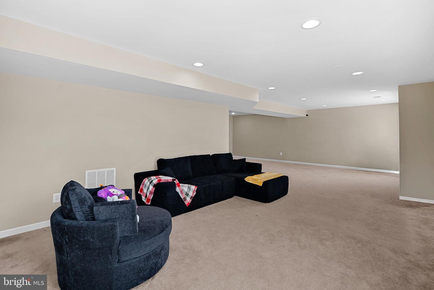 110 SETTING SUN CT, STEPHENSON, Virginia 22656, 5 Bedrooms Bedrooms, ,3 BathroomsBathrooms,Residential,For sale,110 SETTING SUN CT,VAFV2039716 MLS # VAFV2039716