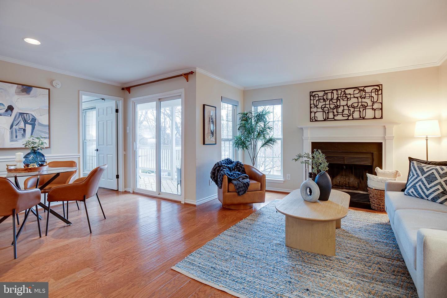 1534 LINCOLN WAY #202, MCLEAN, Virginia 22102, 1 Bedroom Bedrooms, 2 Rooms Rooms,1 BathroomBathrooms,Residential,For sale,1534 LINCOLN WAY #202,VAFX2292066 MLS # VAFX2292066 1534 LINCOLN WAY #202, MCLEAN, Virginia 22102, 1 Bedroom Bedrooms, 2 Rooms Rooms,1 BathroomBathrooms,Residential,For sale,1534 LINCOLN WAY #202,VAFX2292066 MLS # VAFX2292066