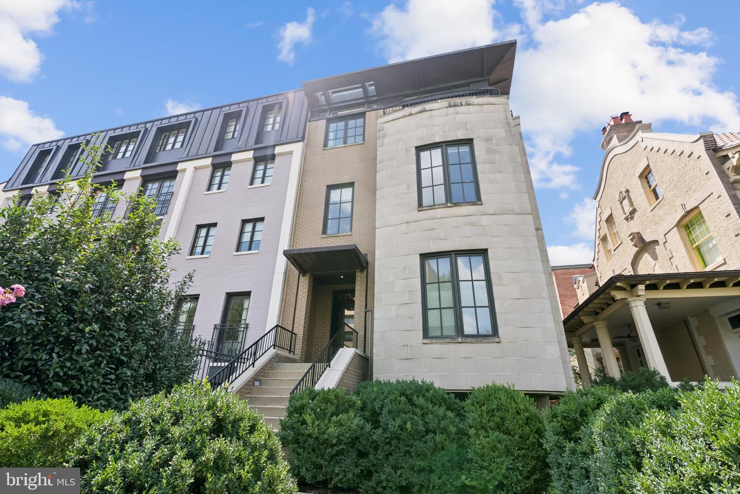 2120 WYOMING AVE NW #2, WASHINGTON, District Of Columbia 20008, 3 Bedrooms Bedrooms, ,2 BathroomsBathrooms,Residential,For sale,2120 WYOMING AVE NW #2,DCDC2247180 MLS # DCDC2247180