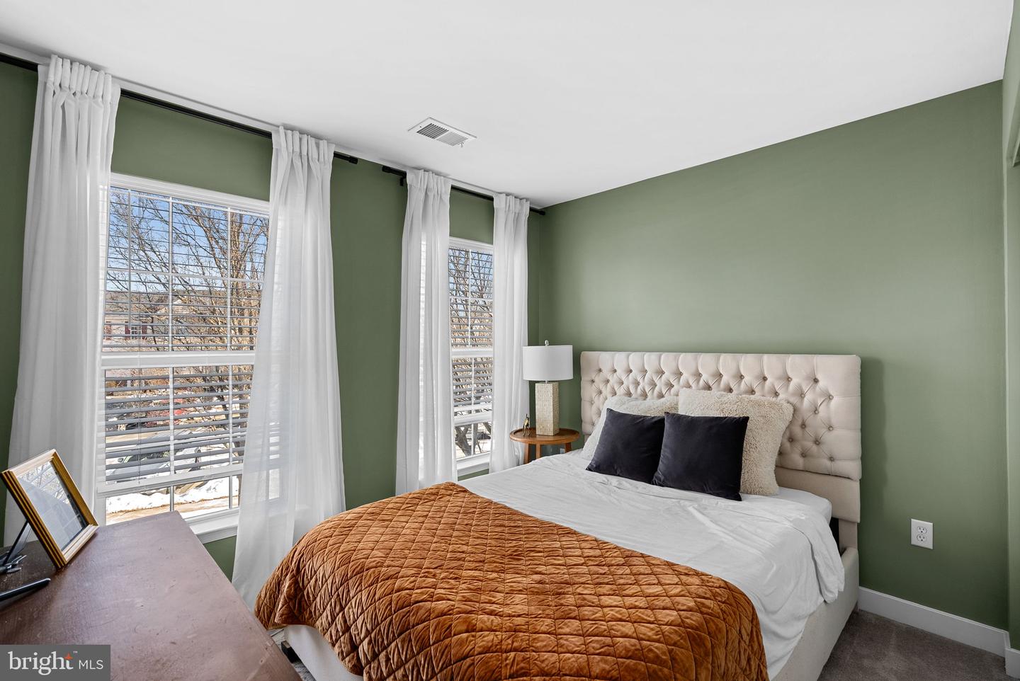 17525 BRISTOL TERRACE, ROUND HILL, Virginia 20141, 3 Bedrooms Bedrooms, ,3 BathroomsBathrooms,Residential,For sale,17525 BRISTOL TERRACE,VALO2116444 MLS # VALO2116444 17525 BRISTOL TERRACE, ROUND HILL, Virginia 20141, 3 Bedrooms Bedrooms, ,3 BathroomsBathrooms,Residential,For sale,17525 BRISTOL TERRACE,VALO2116444 MLS # VALO2116444