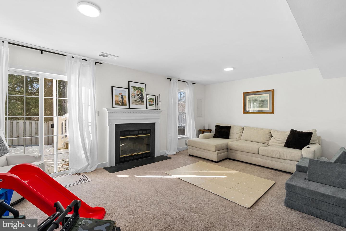 17525 BRISTOL TERRACE, ROUND HILL, Virginia 20141, 3 Bedrooms Bedrooms, ,3 BathroomsBathrooms,Residential,For sale,17525 BRISTOL TERRACE,VALO2116444 MLS # VALO2116444 17525 BRISTOL TERRACE, ROUND HILL, Virginia 20141, 3 Bedrooms Bedrooms, ,3 BathroomsBathrooms,Residential,For sale,17525 BRISTOL TERRACE,VALO2116444 MLS # VALO2116444