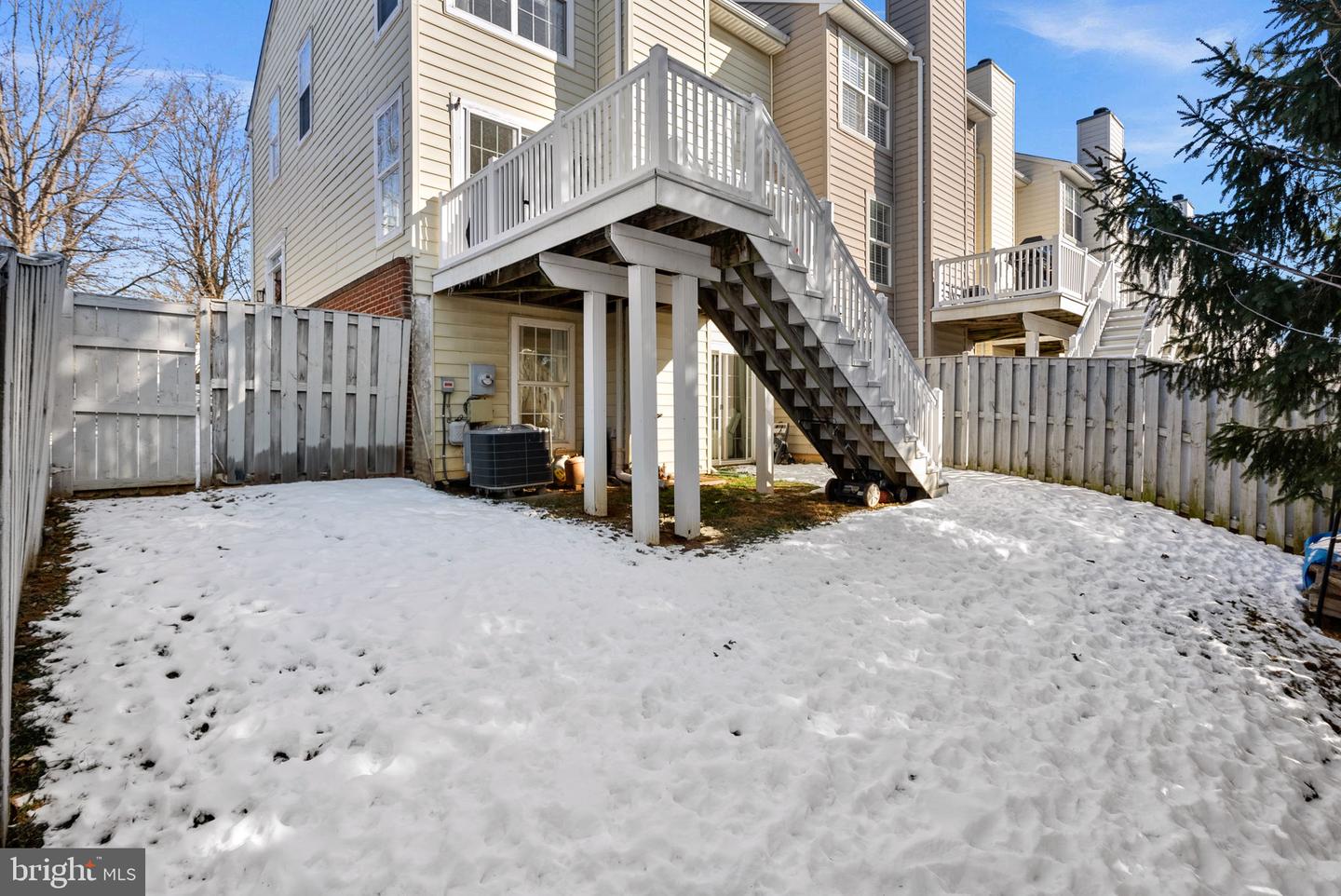 17525 BRISTOL TERRACE, ROUND HILL, Virginia 20141, 3 Bedrooms Bedrooms, ,3 BathroomsBathrooms,Residential,For sale,17525 BRISTOL TERRACE,VALO2116444 MLS # VALO2116444 17525 BRISTOL TERRACE, ROUND HILL, Virginia 20141, 3 Bedrooms Bedrooms, ,3 BathroomsBathrooms,Residential,For sale,17525 BRISTOL TERRACE,VALO2116444 MLS # VALO2116444