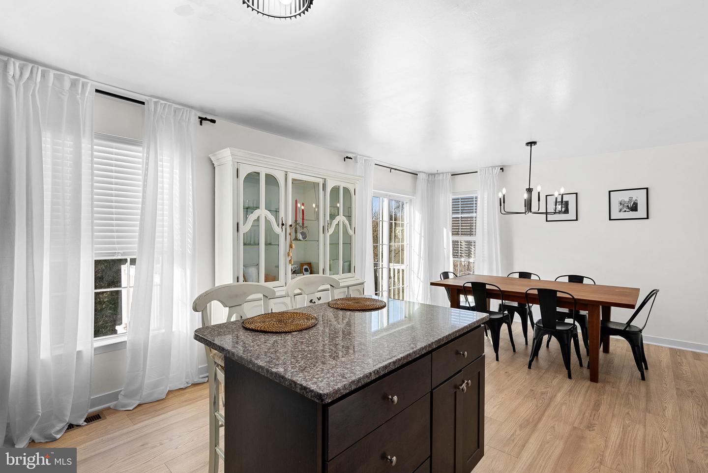 17525 BRISTOL TERRACE, ROUND HILL, Virginia 20141, 3 Bedrooms Bedrooms, ,3 BathroomsBathrooms,Residential,For sale,17525 BRISTOL TERRACE,VALO2116444 MLS # VALO2116444 17525 BRISTOL TERRACE, ROUND HILL, Virginia 20141, 3 Bedrooms Bedrooms, ,3 BathroomsBathrooms,Residential,For sale,17525 BRISTOL TERRACE,VALO2116444 MLS # VALO2116444