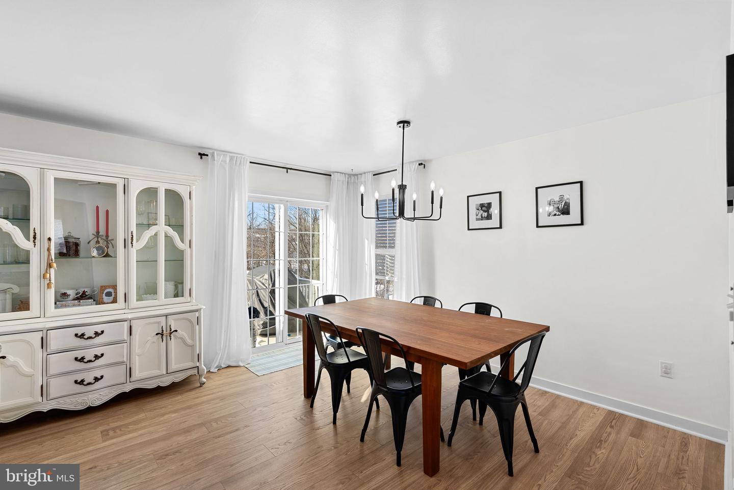 17525 BRISTOL TERRACE, ROUND HILL, Virginia 20141, 3 Bedrooms Bedrooms, ,3 BathroomsBathrooms,Residential,For sale,17525 BRISTOL TERRACE,VALO2116444 MLS # VALO2116444 17525 BRISTOL TERRACE, ROUND HILL, Virginia 20141, 3 Bedrooms Bedrooms, ,3 BathroomsBathrooms,Residential,For sale,17525 BRISTOL TERRACE,VALO2116444 MLS # VALO2116444