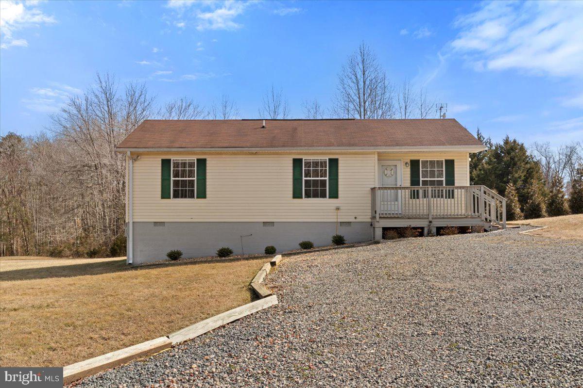 184 ANNA COVES, MINERAL, Virginia 23117, 3 Bedrooms Bedrooms, 5 Rooms Rooms,2 BathroomsBathrooms,Residential,For sale,184 ANNA COVES,VALA2009330 MLS # VALA2009330