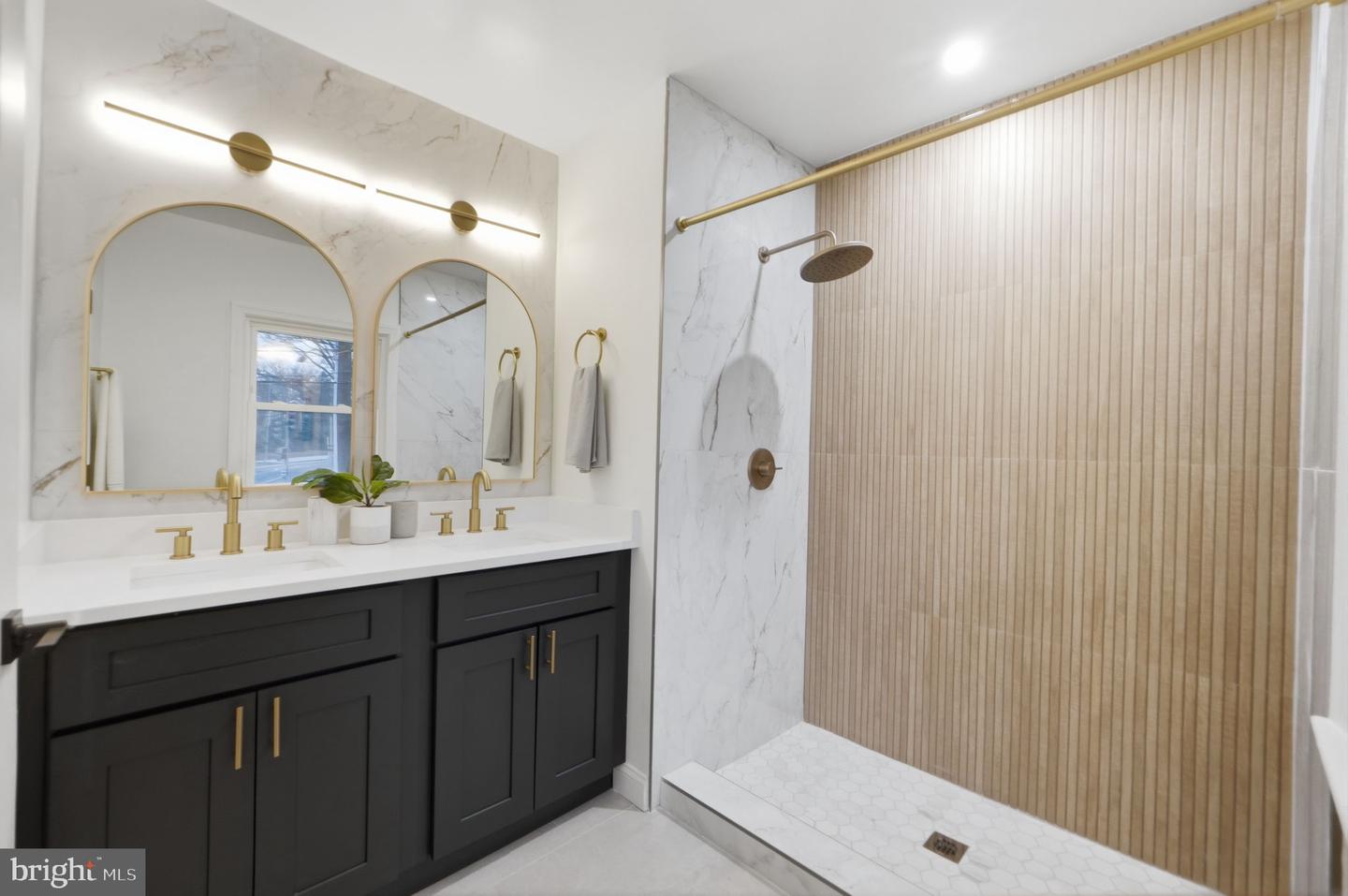 5520 NORTH CAPITOL ST NW, WASHINGTON, District Of Columbia 20011, 4 Bedrooms Bedrooms, ,3 BathroomsBathrooms,Residential,For sale,5520 NORTH CAPITOL ST NW,DCDC2247660 MLS # DCDC2247660