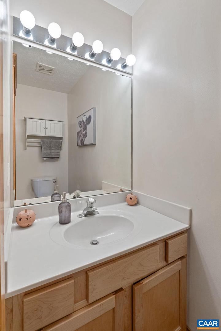 8 DEERPATH RD, PALMYRA, Virginia 22963, 3 Bedrooms Bedrooms, ,3 BathroomsBathrooms,Residential,For sale,8 DEERPATH RD,673637 MLS # 673637