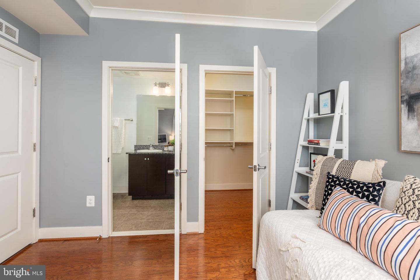 815 N PATRICK ST #407, ALEXANDRIA, Virginia 22314, 2 Bedrooms Bedrooms, ,2 BathroomsBathrooms,Residential,For sale,815 N PATRICK ST #407,VAAX2054488 MLS # VAAX2054488