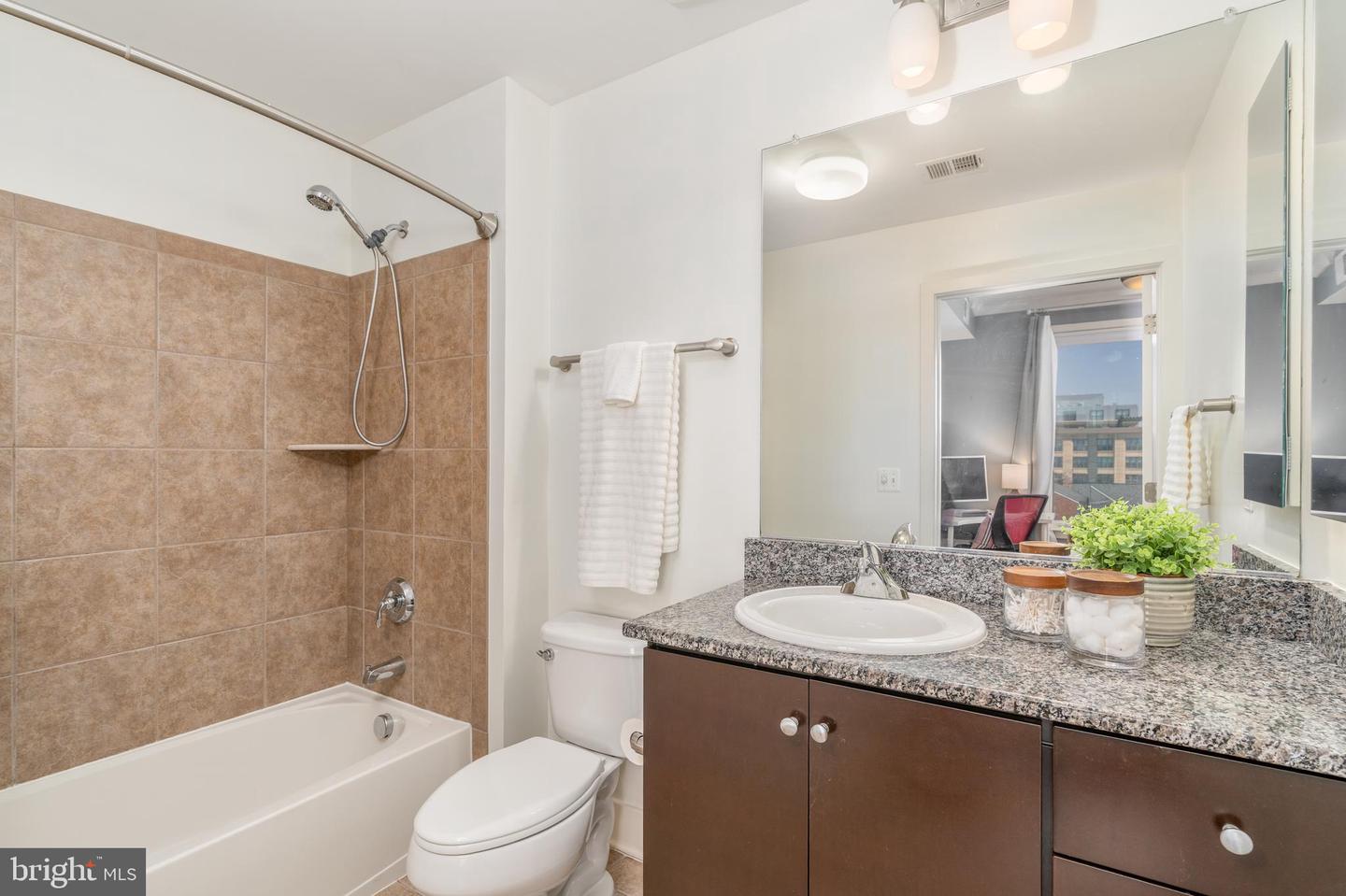 815 N PATRICK ST #407, ALEXANDRIA, Virginia 22314, 2 Bedrooms Bedrooms, ,2 BathroomsBathrooms,Residential,For sale,815 N PATRICK ST #407,VAAX2054488 MLS # VAAX2054488