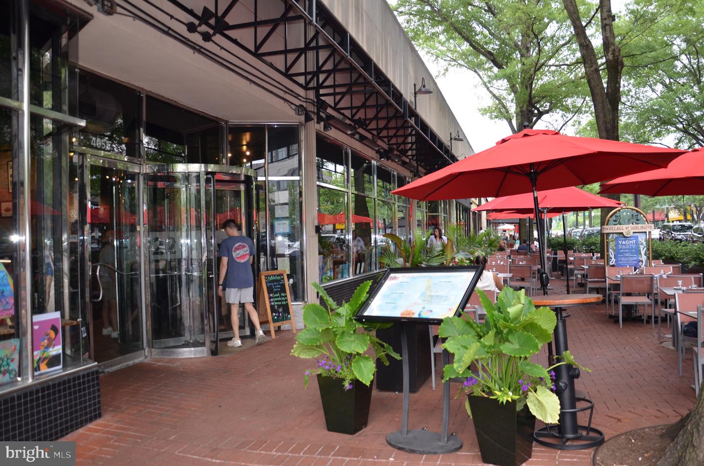 2713 24TH RD S #A & B, ARLINGTON, Virginia 22206, 4 Bedrooms Bedrooms, ,2 BathroomsBathrooms,Residential,For sale,2713 24TH RD S #A & B,VAAR2069310 MLS # VAAR2069310