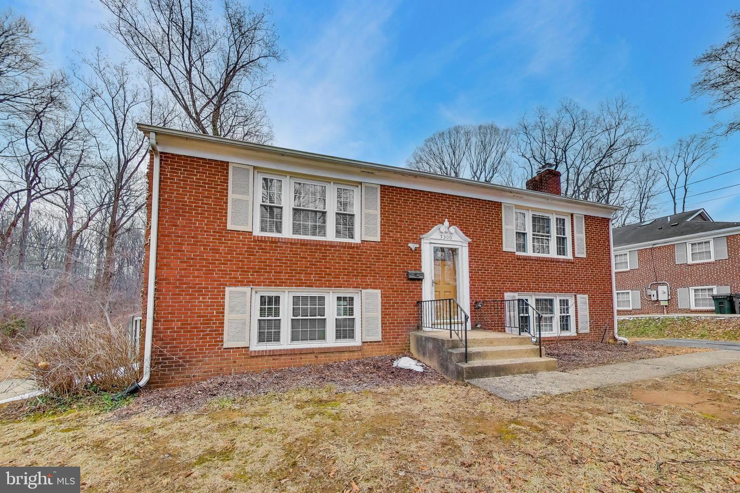 5300 EASTON DR, SPRINGFIELD, Virginia 22151, 4 Bedrooms Bedrooms, ,2 BathroomsBathrooms,Residential,For sale,5300 EASTON DR,VAFX2292812 MLS # VAFX2292812 5300 EASTON DR, SPRINGFIELD, Virginia 22151, 4 Bedrooms Bedrooms, ,2 BathroomsBathrooms,Residential,For sale,5300 EASTON DR,VAFX2292812 MLS # VAFX2292812