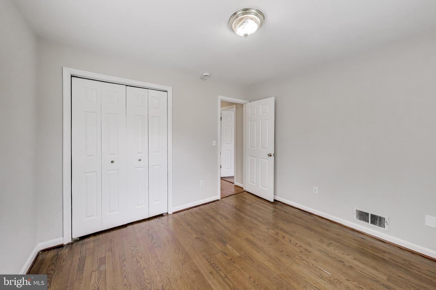 5300 EASTON DR, SPRINGFIELD, Virginia 22151, 4 Bedrooms Bedrooms, ,2 BathroomsBathrooms,Residential,For sale,5300 EASTON DR,VAFX2292812 MLS # VAFX2292812 5300 EASTON DR, SPRINGFIELD, Virginia 22151, 4 Bedrooms Bedrooms, ,2 BathroomsBathrooms,Residential,For sale,5300 EASTON DR,VAFX2292812 MLS # VAFX2292812