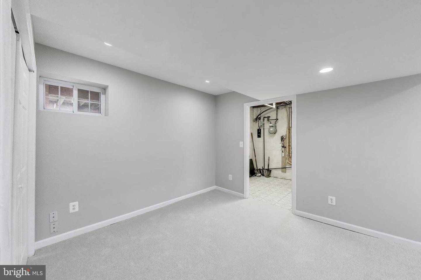 5300 EASTON DR, SPRINGFIELD, Virginia 22151, 4 Bedrooms Bedrooms, ,2 BathroomsBathrooms,Residential,For sale,5300 EASTON DR,VAFX2292812 MLS # VAFX2292812 5300 EASTON DR, SPRINGFIELD, Virginia 22151, 4 Bedrooms Bedrooms, ,2 BathroomsBathrooms,Residential,For sale,5300 EASTON DR,VAFX2292812 MLS # VAFX2292812