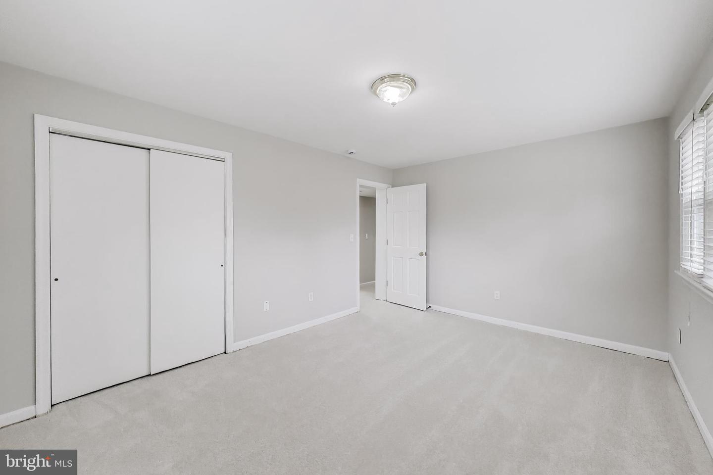 5300 EASTON DR, SPRINGFIELD, Virginia 22151, 4 Bedrooms Bedrooms, ,2 BathroomsBathrooms,Residential,For sale,5300 EASTON DR,VAFX2292812 MLS # VAFX2292812 5300 EASTON DR, SPRINGFIELD, Virginia 22151, 4 Bedrooms Bedrooms, ,2 BathroomsBathrooms,Residential,For sale,5300 EASTON DR,VAFX2292812 MLS # VAFX2292812