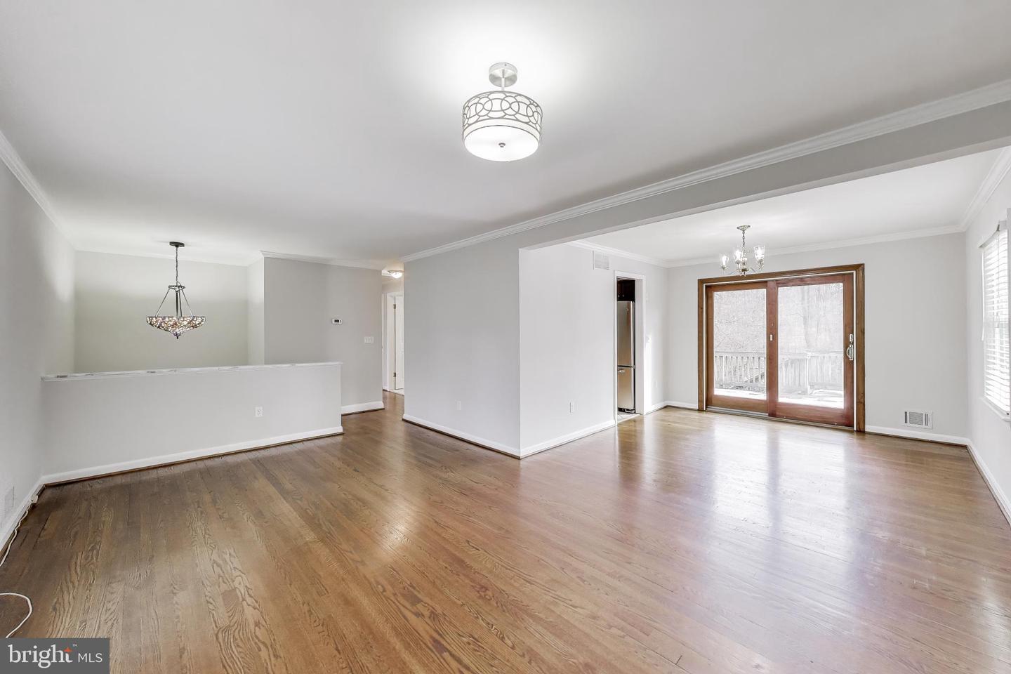 5300 EASTON DR, SPRINGFIELD, Virginia 22151, 4 Bedrooms Bedrooms, ,2 BathroomsBathrooms,Residential,For sale,5300 EASTON DR,VAFX2292812 MLS # VAFX2292812 5300 EASTON DR, SPRINGFIELD, Virginia 22151, 4 Bedrooms Bedrooms, ,2 BathroomsBathrooms,Residential,For sale,5300 EASTON DR,VAFX2292812 MLS # VAFX2292812