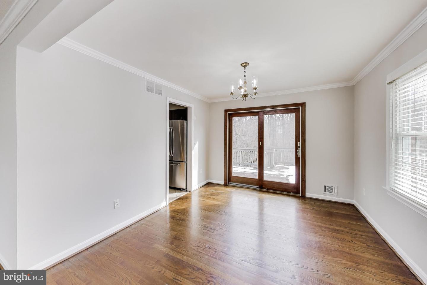 5300 EASTON DR, SPRINGFIELD, Virginia 22151, 4 Bedrooms Bedrooms, ,2 BathroomsBathrooms,Residential,For sale,5300 EASTON DR,VAFX2292812 MLS # VAFX2292812 5300 EASTON DR, SPRINGFIELD, Virginia 22151, 4 Bedrooms Bedrooms, ,2 BathroomsBathrooms,Residential,For sale,5300 EASTON DR,VAFX2292812 MLS # VAFX2292812