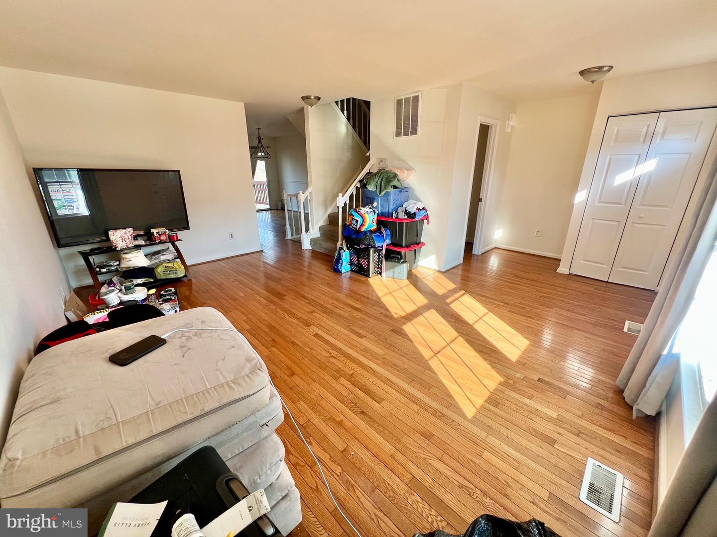 4504 BLUE JAY CT, WOODBRIDGE, Virginia 22193, 3 Bedrooms Bedrooms, 12 Rooms Rooms,2 BathroomsBathrooms,Residential,For sale,4504 BLUE JAY CT,VAPW2113404 MLS # VAPW2113404 4504 BLUE JAY CT, WOODBRIDGE, Virginia 22193, 3 Bedrooms Bedrooms, 12 Rooms Rooms,2 BathroomsBathrooms,Residential,For sale,4504 BLUE JAY CT,VAPW2113404 MLS # VAPW2113404